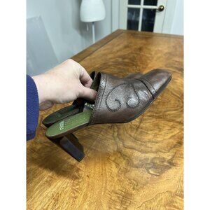 Vtg 90's Nichole Women’s 6 M Brown Leather Square Toe Stitched Mules 3" Heels